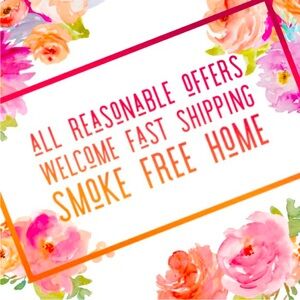 Reasonable offers🎀🥰